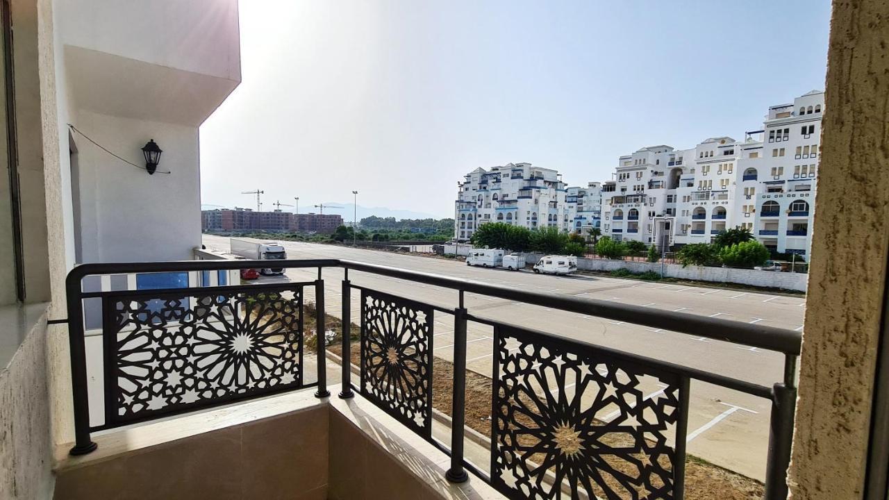 Enjoy Your Vacation Here, 1 Min To The Beach, Only For Families !! Martil Exterior photo