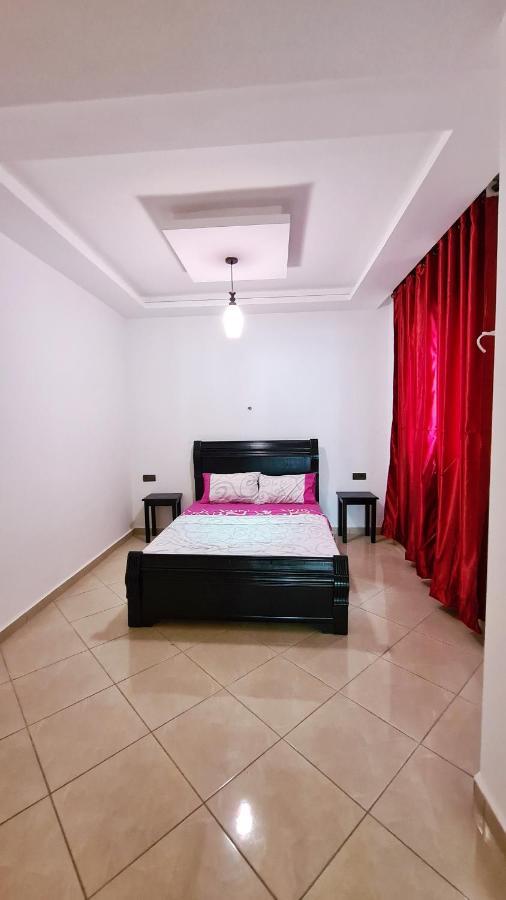 Enjoy Your Vacation Here, 1 Min To The Beach, Only For Families !! Martil Exterior photo