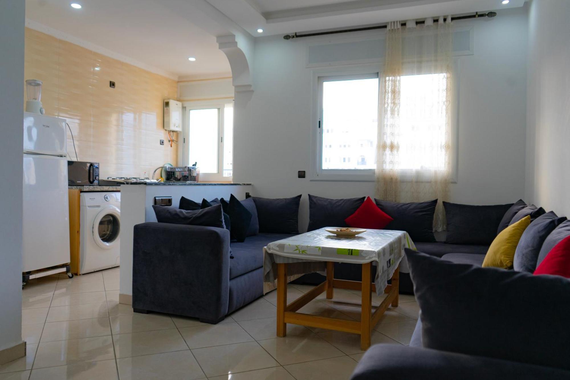 Enjoy Your Vacation Here, 1 Min To The Beach, Only For Families !! Martil Exterior photo
