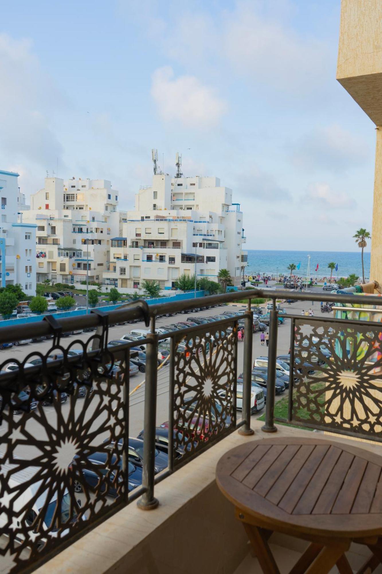 Enjoy Your Vacation Here, 1 Min To The Beach, Only For Families !! Martil Exterior photo