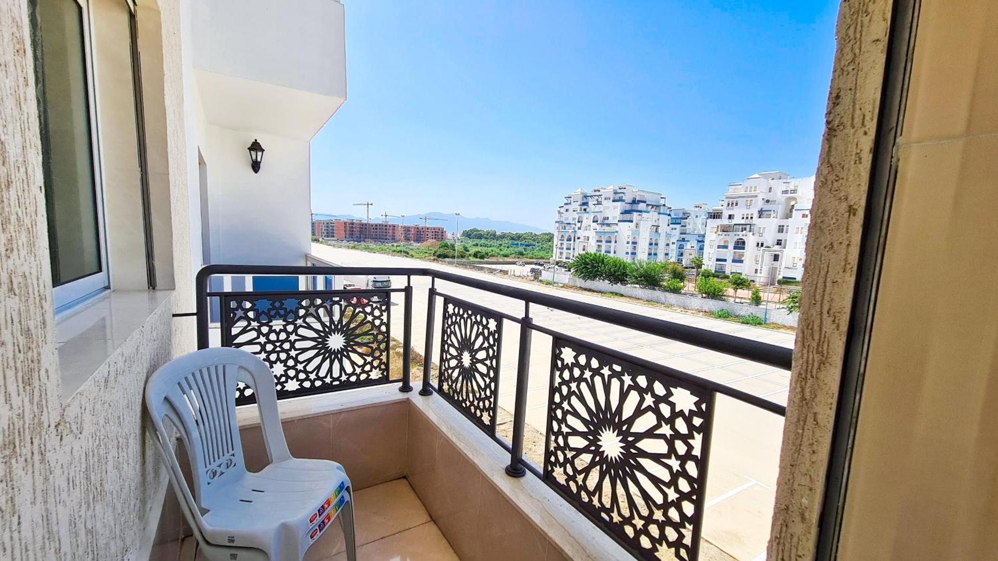 Enjoy Your Vacation Here, 1 Min To The Beach, Only For Families !! Martil Room photo